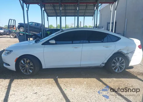 2015 Chrysler 200 S из США, поврежденный, VIN 1C3CCCBG7FN528313